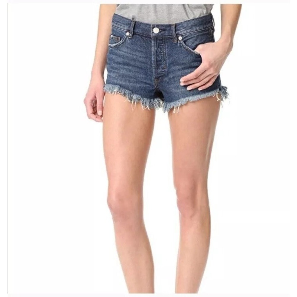 We The Free Denim Shorts Women 25 Blue Frayed Raw Hem Button Fly Cutoffs